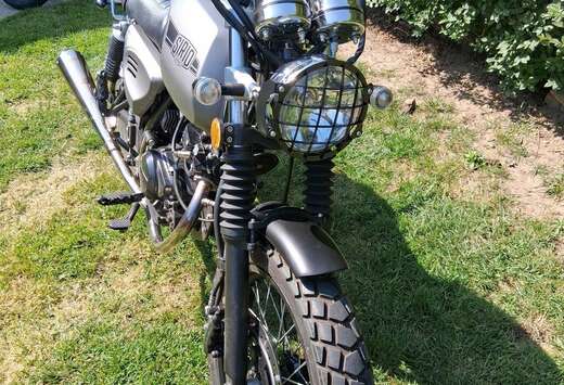 grey 125cc in nieuwstaat