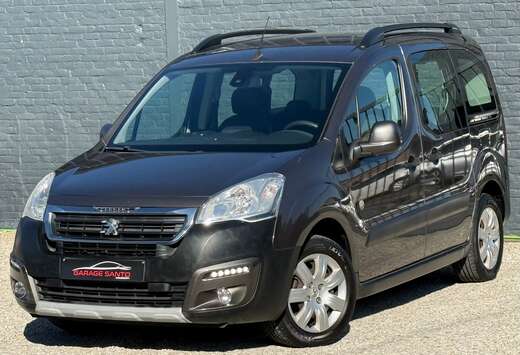 Peugeot ! RÉSERVÉE ! RÉSERVÉE ! RÉSERVÉE !