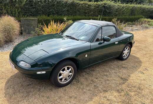 Mazda 1.6 British Racing Green Beige leder Interieur