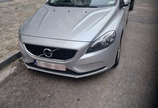 Volvo V40 2.0 D2 Kinetic Geartronic – Équipement d ...