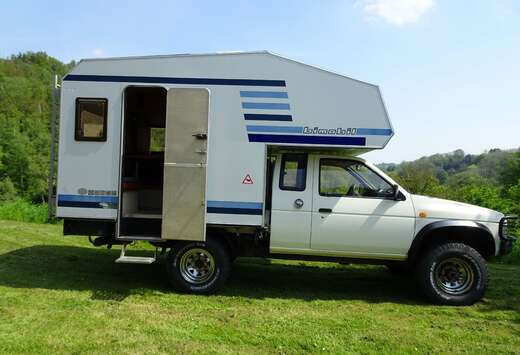 Nissan D21
