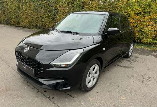 Suzuki Swift 1.2i Hybrid / CARPLAY / / CAM /