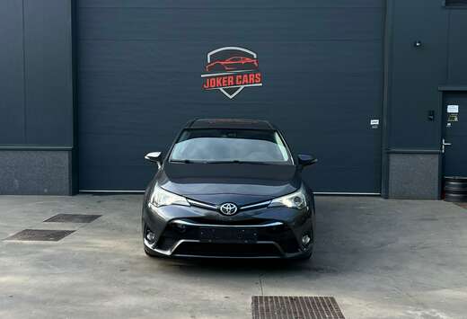 Toyota SW 1.8i Premium Navi Camera Trekhaak