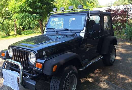 Jeep 2.5i Sport