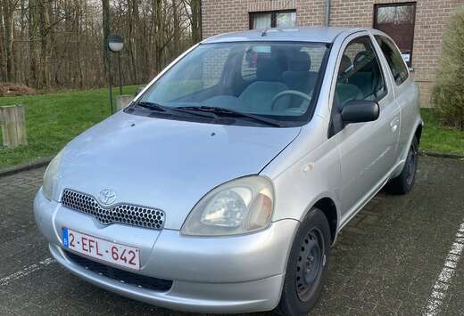 Toyota 1.0i 16v Linea Luna