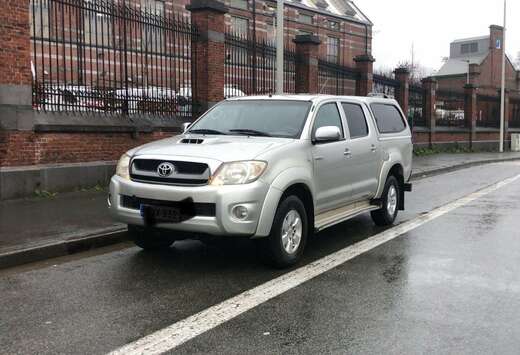 Toyota 3.0 D-4D 4WD SR Antarctica