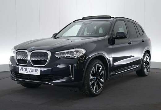 BMW 80 kWh LEDER/CUIR LED GPS PDC CAM Pano BLIS Verw.