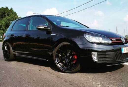 Volkswagen Golf 2.0 GTI