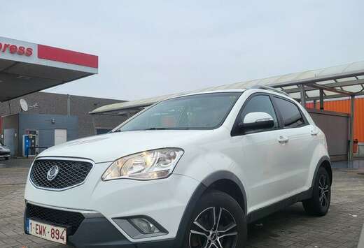 SsangYong 2.0 e-XDi DPF 4WD Sapphire