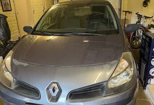 Renault Clio 1.2i 16v Community III