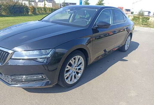 Skoda Superb 2.0 TSI DSG Style