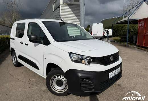 Peugeot 1.2 PureTech L1 Light Pro S/S(EU6.3)