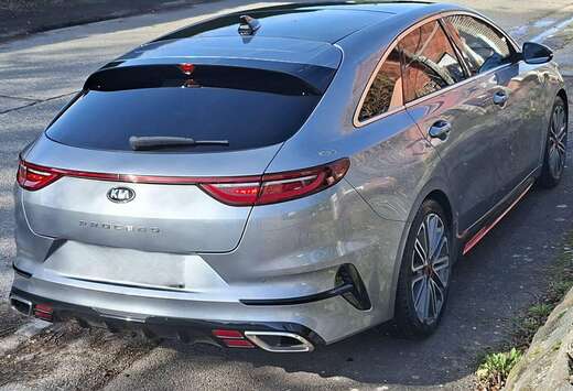 Kia ProCeed GT 1.6 T-GDi GT DCT ISG