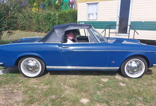 Fiat Cabriolet boîte 5