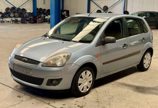 Ford Fiesta 1.4i 16v Ambiente