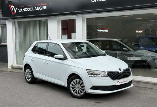 Skoda Fabia 1.0i Verwarmde zetels - Airco - Apple Car ...