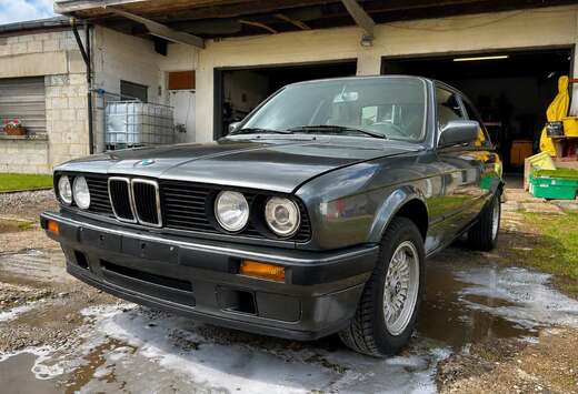 BMW BMW E30 320i Coupé - 1989 - 6 Cylindres - Origin ...