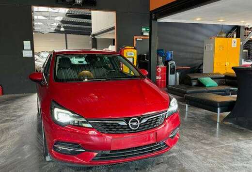 Opel AUTOMATIQUE ! 1.4 - APP CARPLAY - A/C - NAVI