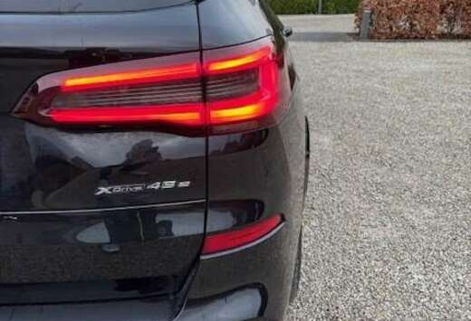 BMW X5 xDrive45e