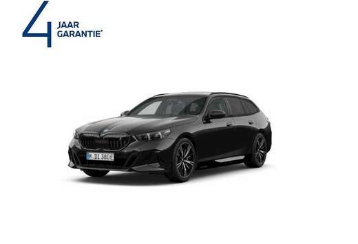 BMW eDrive40 Touring M Sport PRO | PANO | TOW | H&K