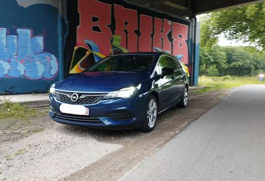 Opel Astra 1.2T Sports Tourer Elegance