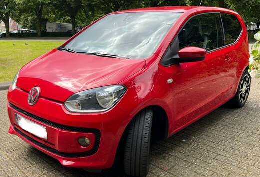 Volkswagen Up 1.0i High up ASG