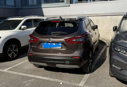 Nissan Qashqai 1.2 DIG-T 2WD Tekna