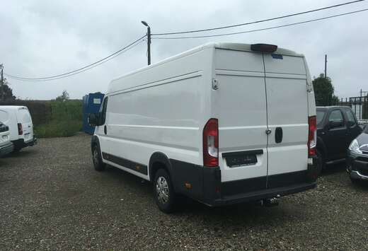 Citroen L4H2