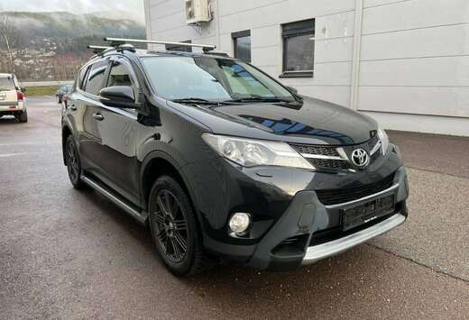 Toyota 2.0 Automat 151 HK AWD R-Kamera