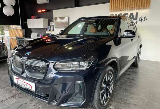 BMW iX3 // PACK M//