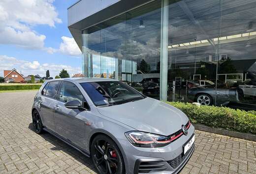 Volkswagen TCR / Dynaudio / Akrapovic / Keyless / Gra ...