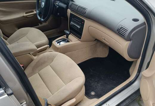 Volkswagen 1.9 TDI - 100 Confort A