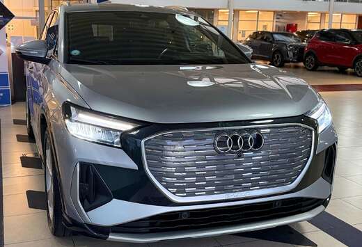 Audi 82KW ,S line, ACC, privacy glas, CarPlay, keyles ...