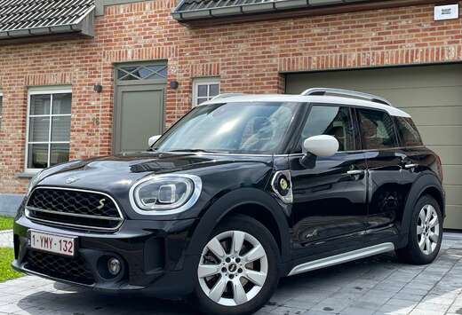 MINI Countryman SE plugin open dak onderhoudscontract