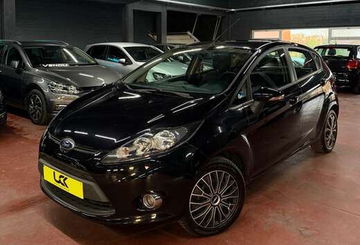 Ford Fiesta 1.4 TDCi Champions Edition DPF