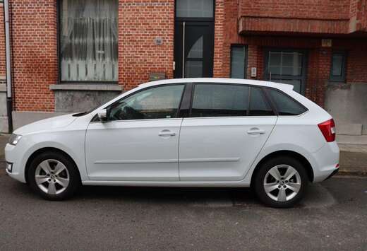 Skoda Rapid Spaceback 1.2 TSI (Green tec) DSG Ambitio ...