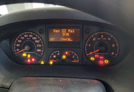 Peugeot 2.0 BlueHDi L3H2 Pro S/S