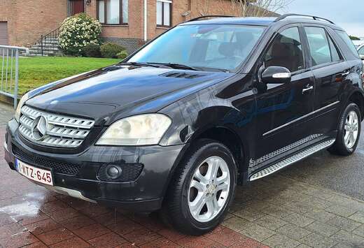 Mercedes-Benz V6-4Matic-7G