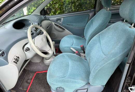 Toyota 1.3i VVT-i 16v Linea Sol