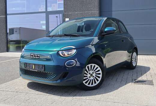 Fiat 500e action plus