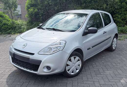 Renault Clio 1.2i Authentique