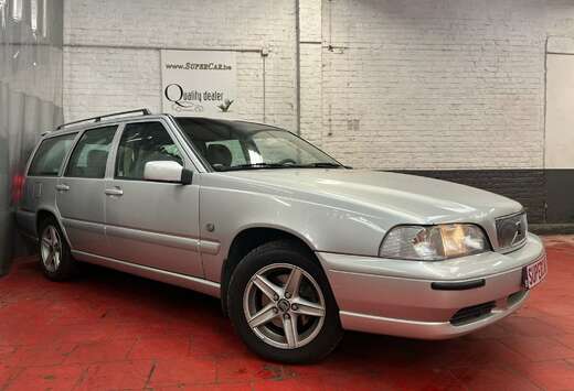 Volvo 2.5i Europa * EXCEPTIONNEL * V/E * 238 X 48 MOI ...