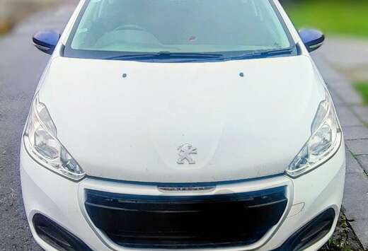 Peugeot 208 1.2i PureTech Like