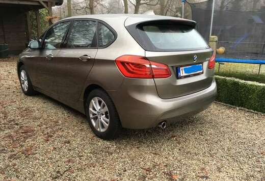 BMW 218i Active Tourer Advantage
