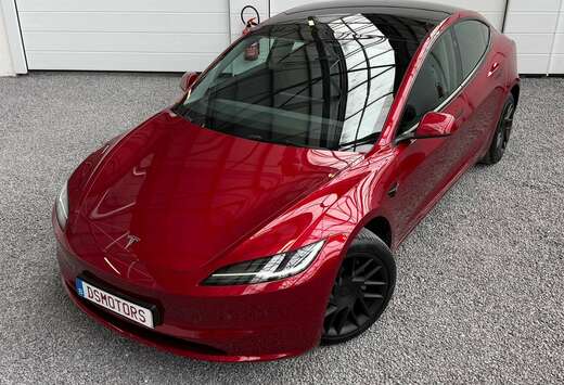 Tesla AWD Dual Motor Long Range  €31.645 excl. BTW