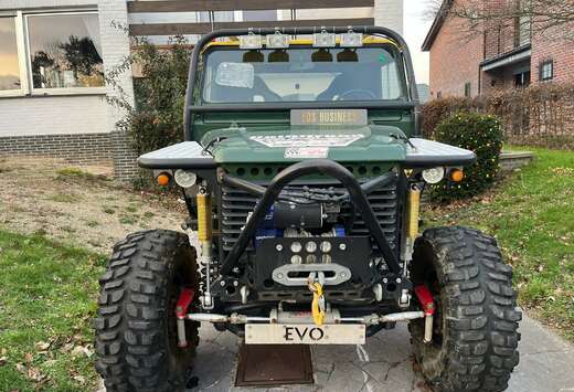 Land Rover 6.2L     Unique