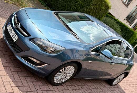Opel 1.4i 5 portes Climauto * Édition Spéciale *