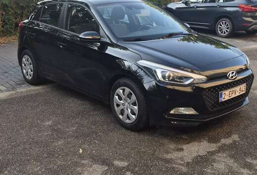 Hyundai 1.2i Blackline