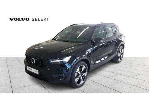 Volvo Recharge Plus Dark Plug-in
