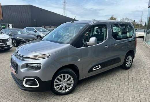 Citroen Berlingo benzine, gps, pdc, airco, trekhaak